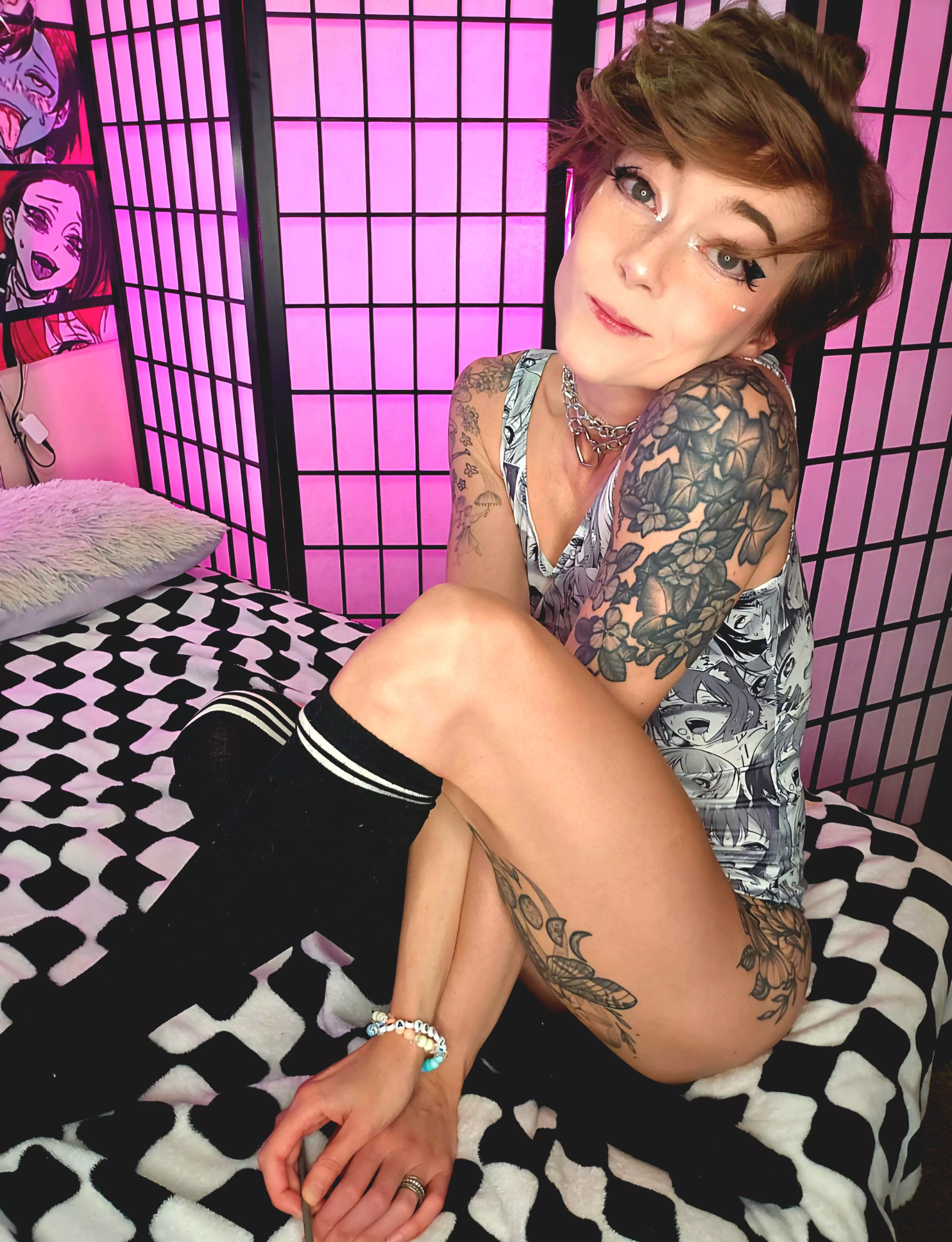 🌈Good morning! Let go of a grudge today!✨ 🏡MOVING SALE🏡 $25 PICK 3 VIDEO BUNDLE😍 At Manyvids.me Cyriis.org 50% off XXX OF w VIP SNAP FREE😈 I'M BACK ON SEXTPANTHER 💦 SEXTPANTHER.COM/RILEYCYRIIS  posted by littlerosexo