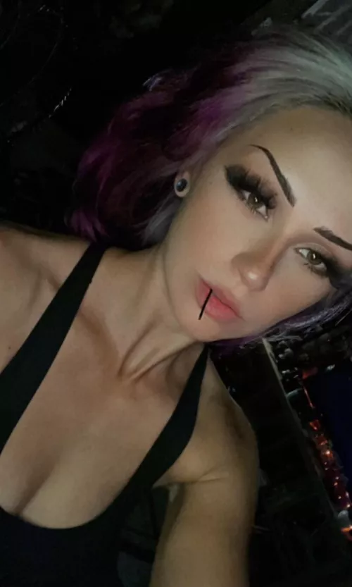 Hope everyone is having a great weekend 🥰 by xxxkitty26