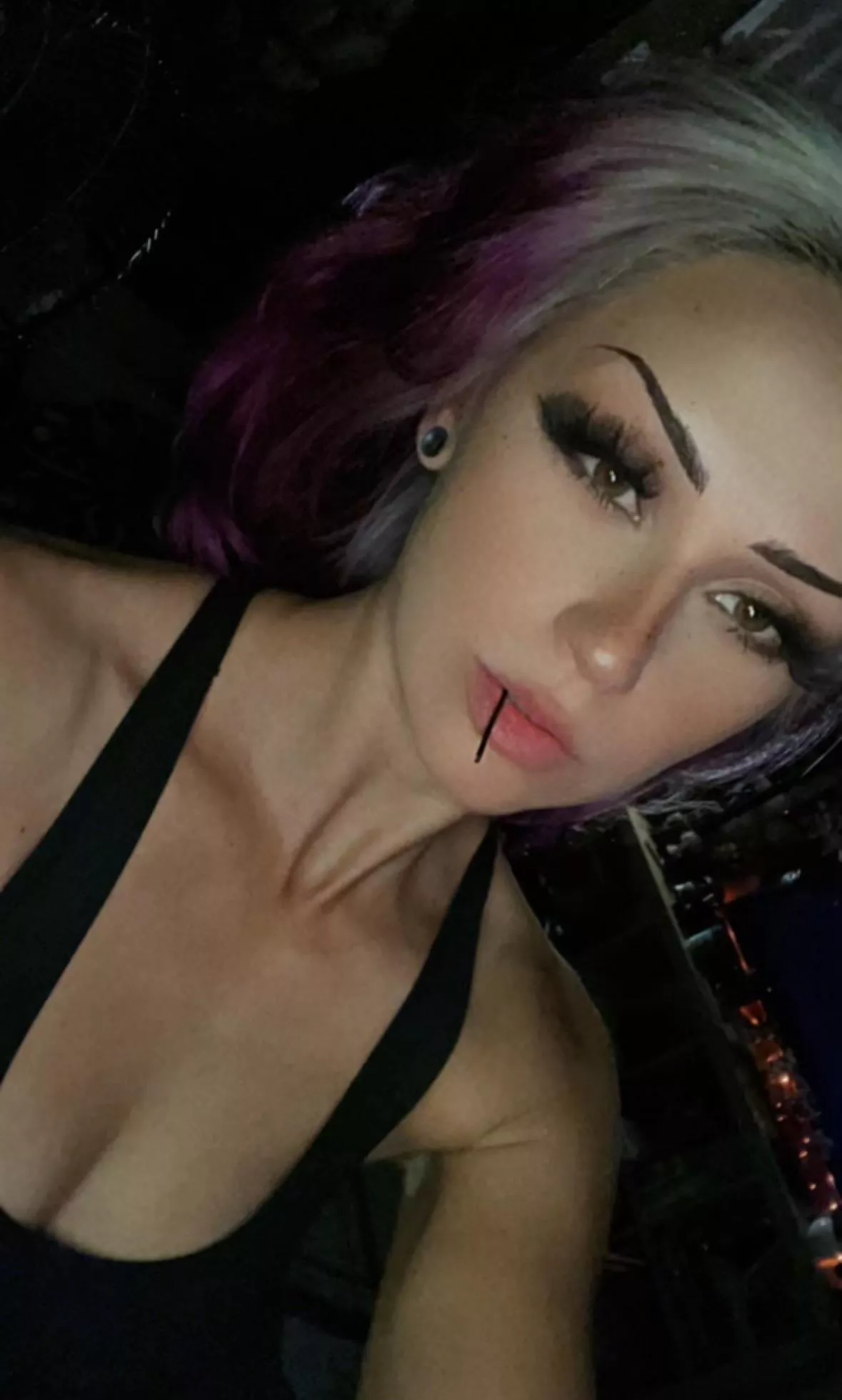 Hope everyone is having a great weekend 🥰 posted by xxxkitty26