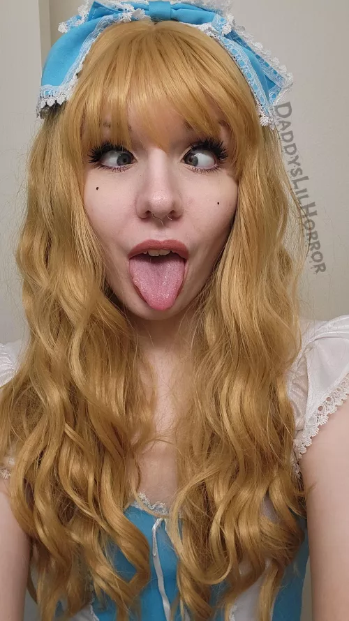 I Wanna Make Your Fantasies Come True by DaddysLilHorror