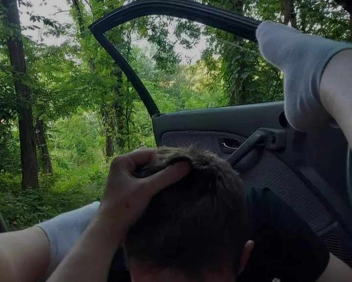 If we are talking Road Head......just pull over.  I'm not driving anyway.  Just pull over, come on around and give me head.  You wanna talk dirty?  You are messing with the wrong bitch.  Pull this mother fucker over.  Get out and put that pretty mouth o posted by SurfFly