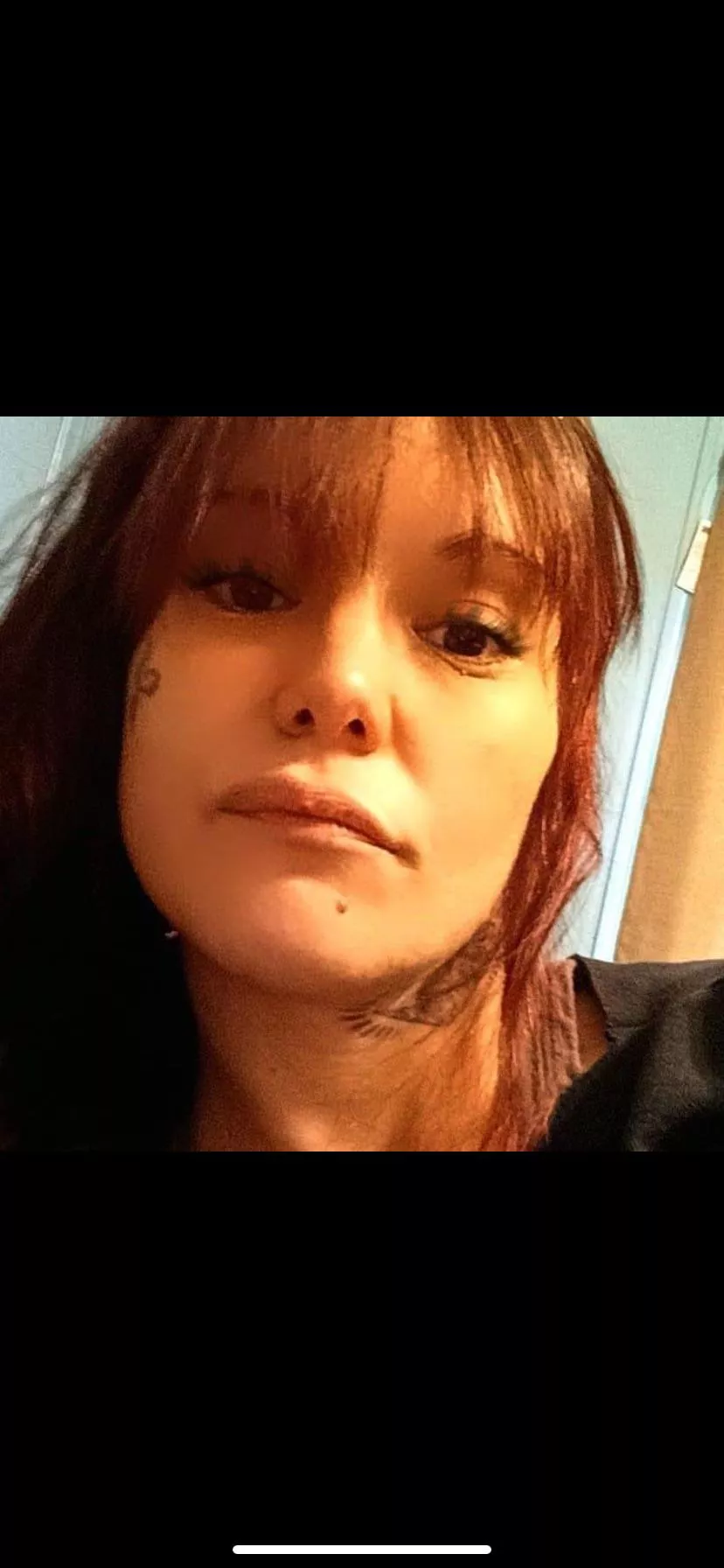 Just a causal selfie   posted by LeaveExpensive1