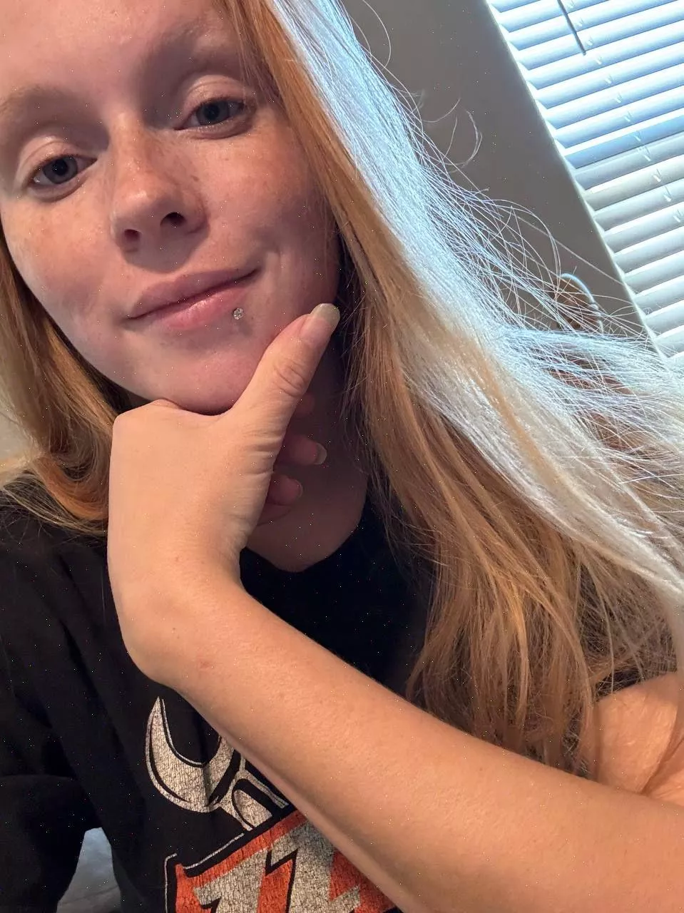 Just a little bit of love 🤩 posted by tess_engaging