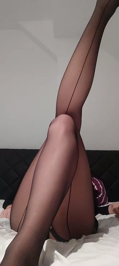 Legs galore  by avrg_homeboy