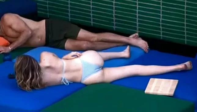 Makensy, BB26  posted by MFCMisfit