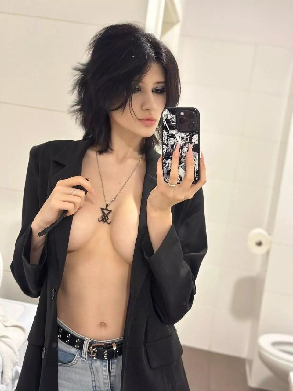 My hot photo in the mirror for you posted by Luna_Mystiquee