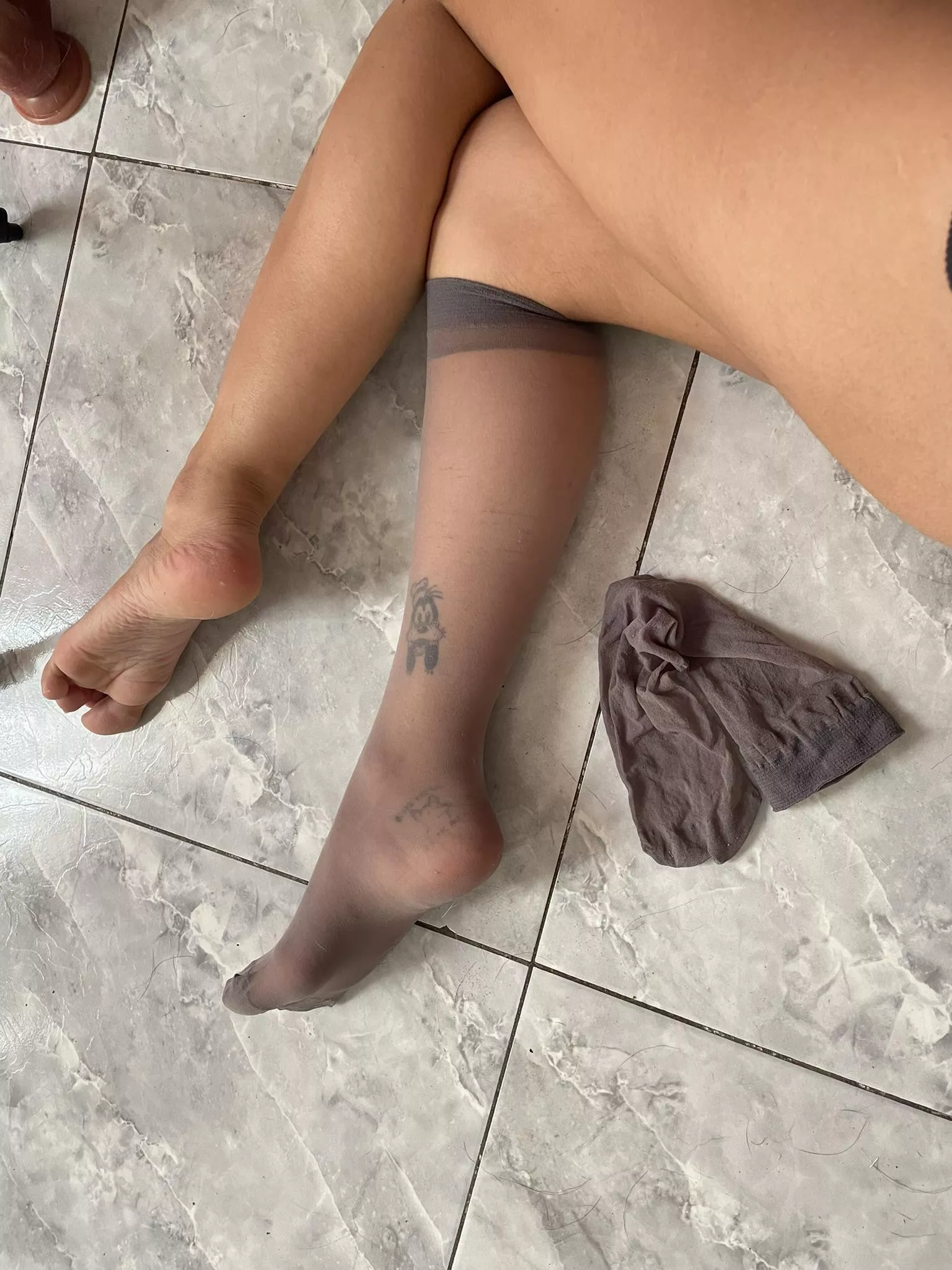 Nylon toes, ready for your mouth posted by Quawk_Girl