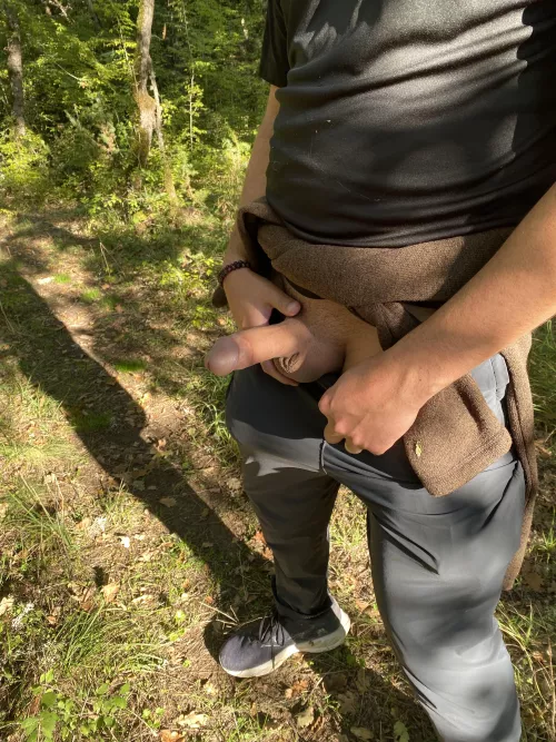 Popped a boner on a hike by Happypenis14