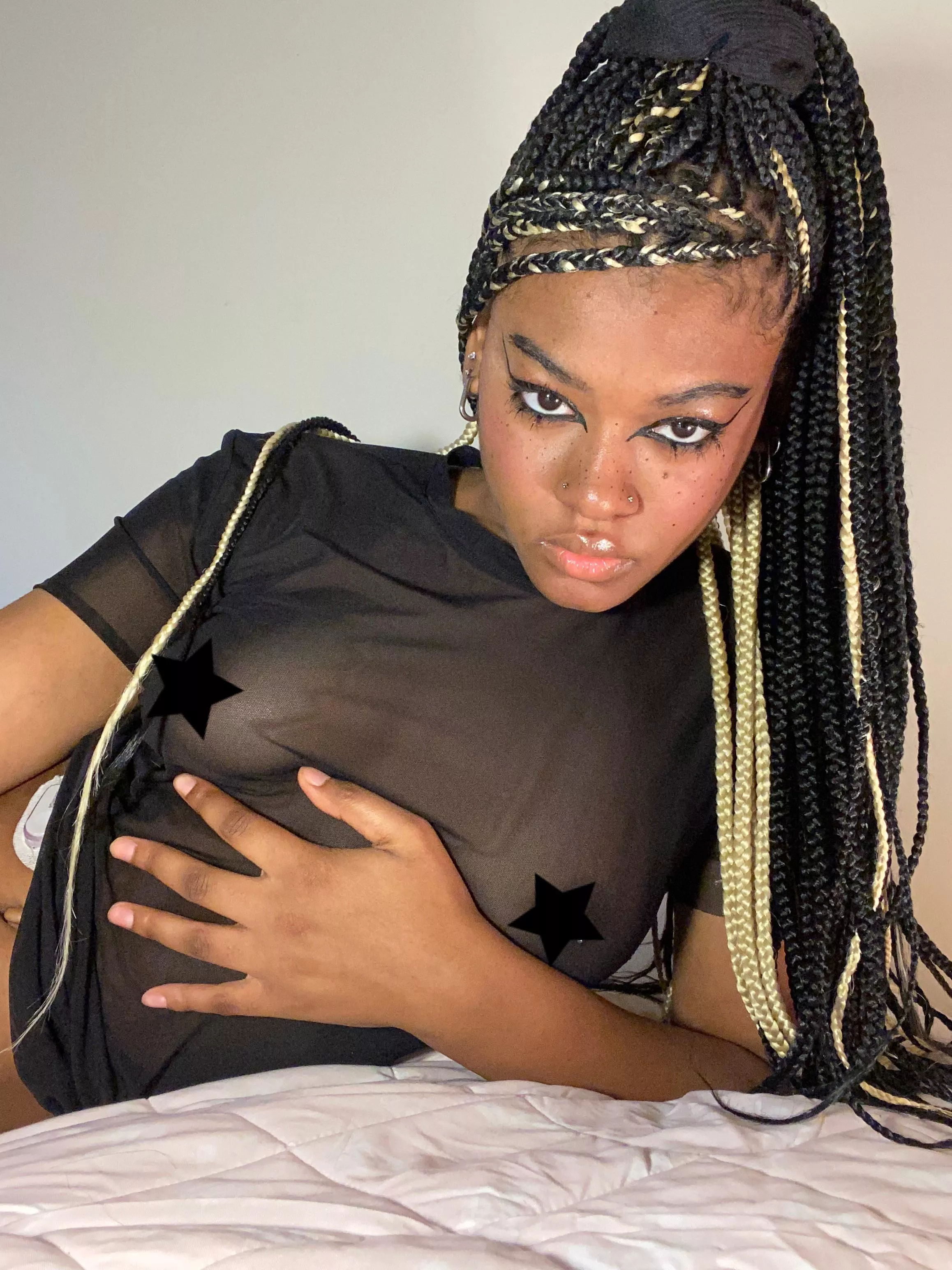 Prove yourself to me.. you know what to do😽 posted by joyfuljazzi