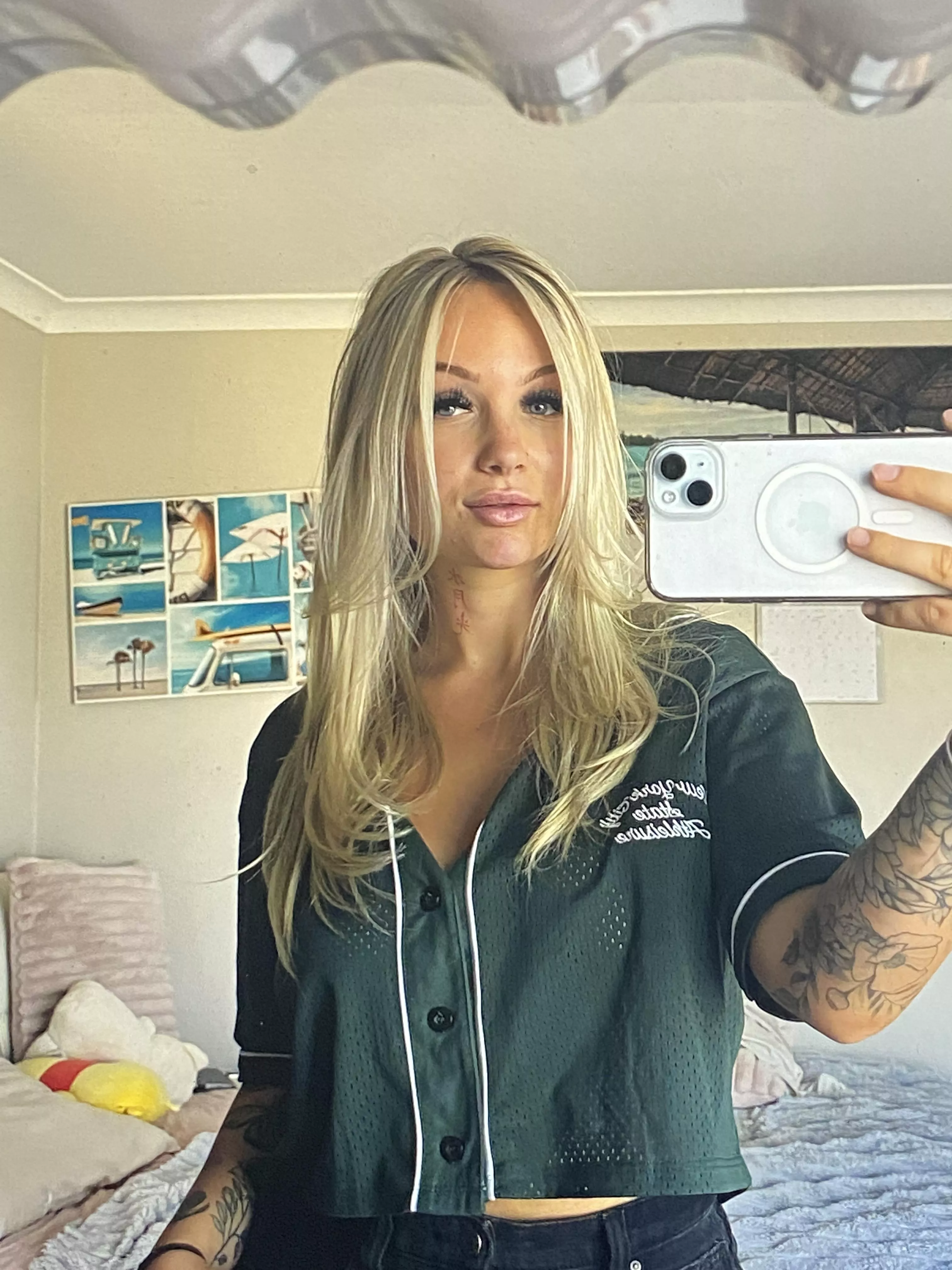 (Scotland) should i take everything off babe?  posted by snattlechells