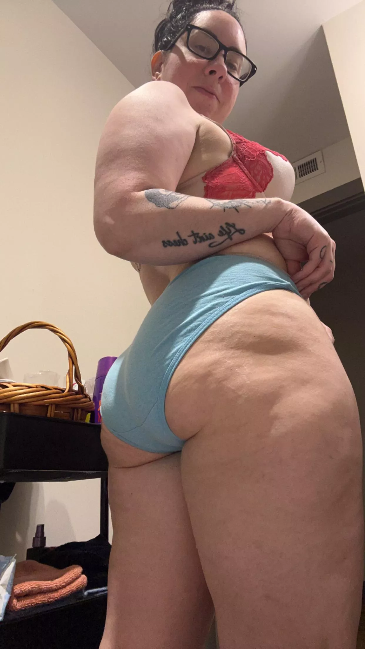 [selling] Now until 10/18 3 day wear is only $40 with a free orgasm add on. Or, BOGO 50% off panties! [lesbian] posted by jenafreaka
