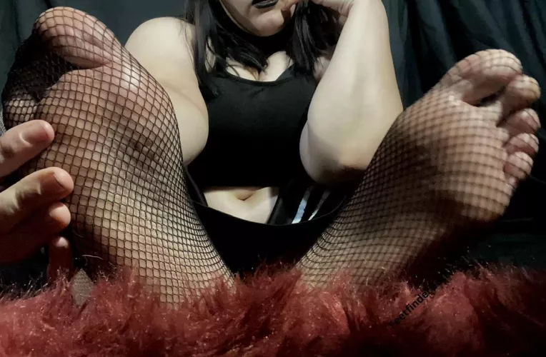 Sole Sunday  by Melina_minx