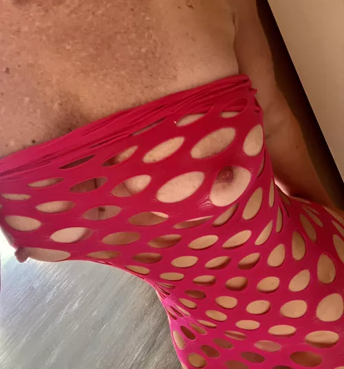 The girls are poking out this morning  by DirtyTurtleOF