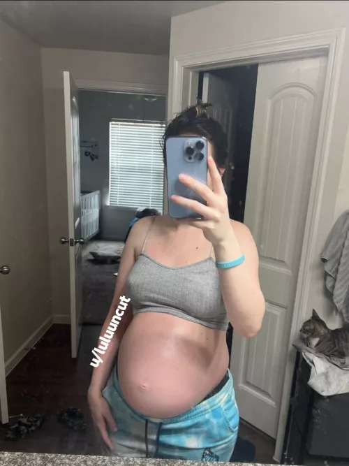 Tiny & Huge by luluuncut