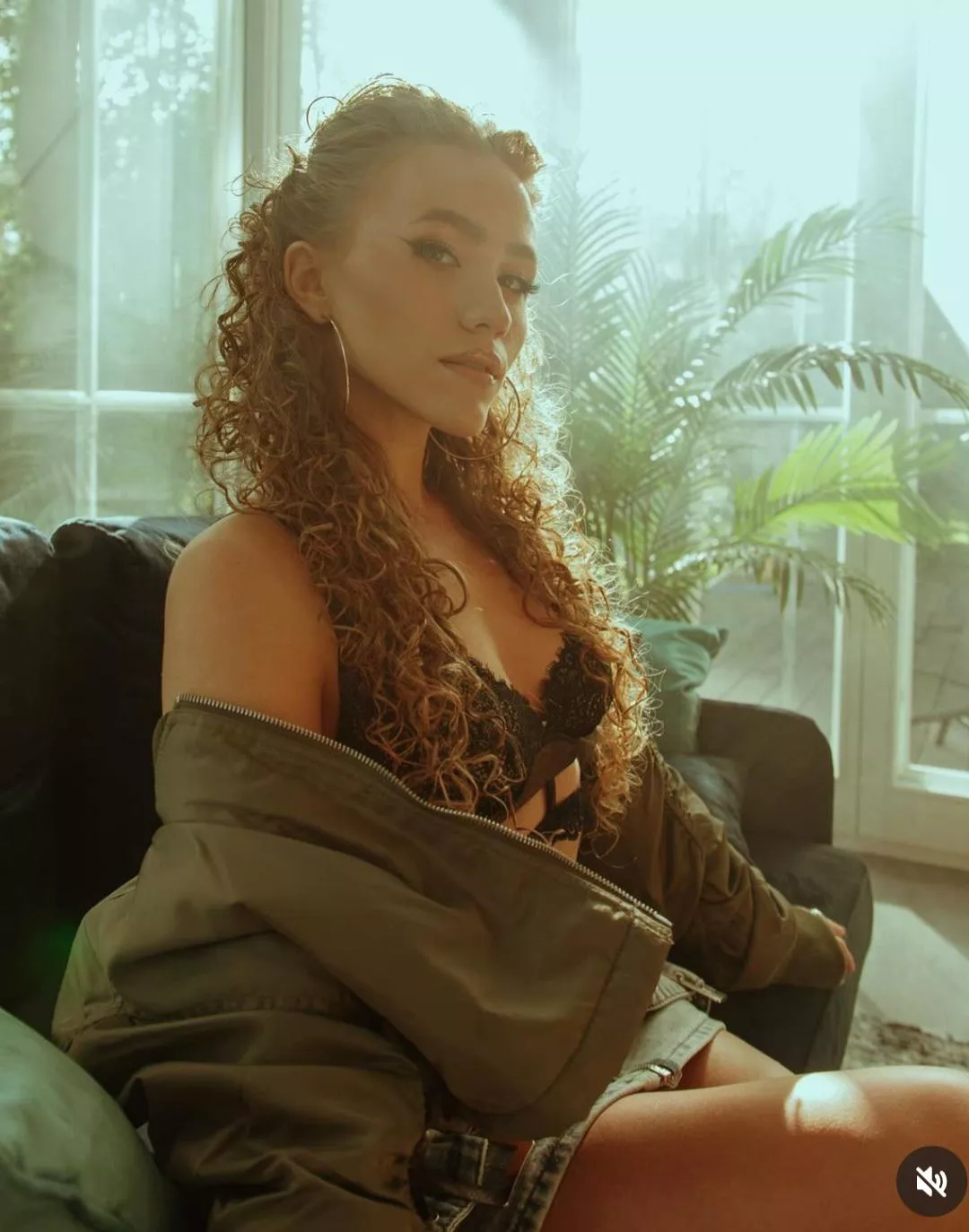 Ula🥵🥵 posted by gcshhvd