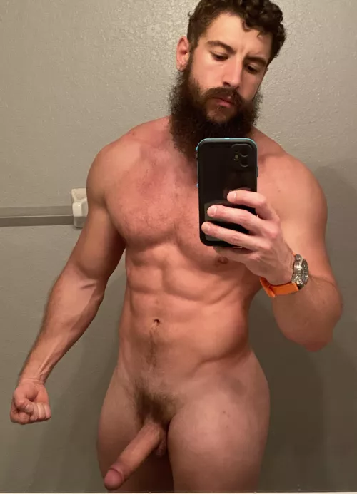 Wanna cuddle on a lazy Sunday?😉 by GuestOk4188