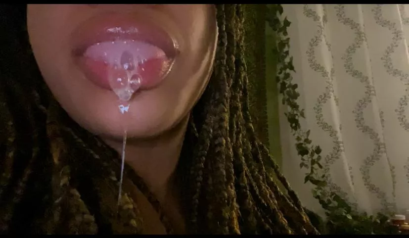 Where can I drool?… posted by Ksyummyfeet1