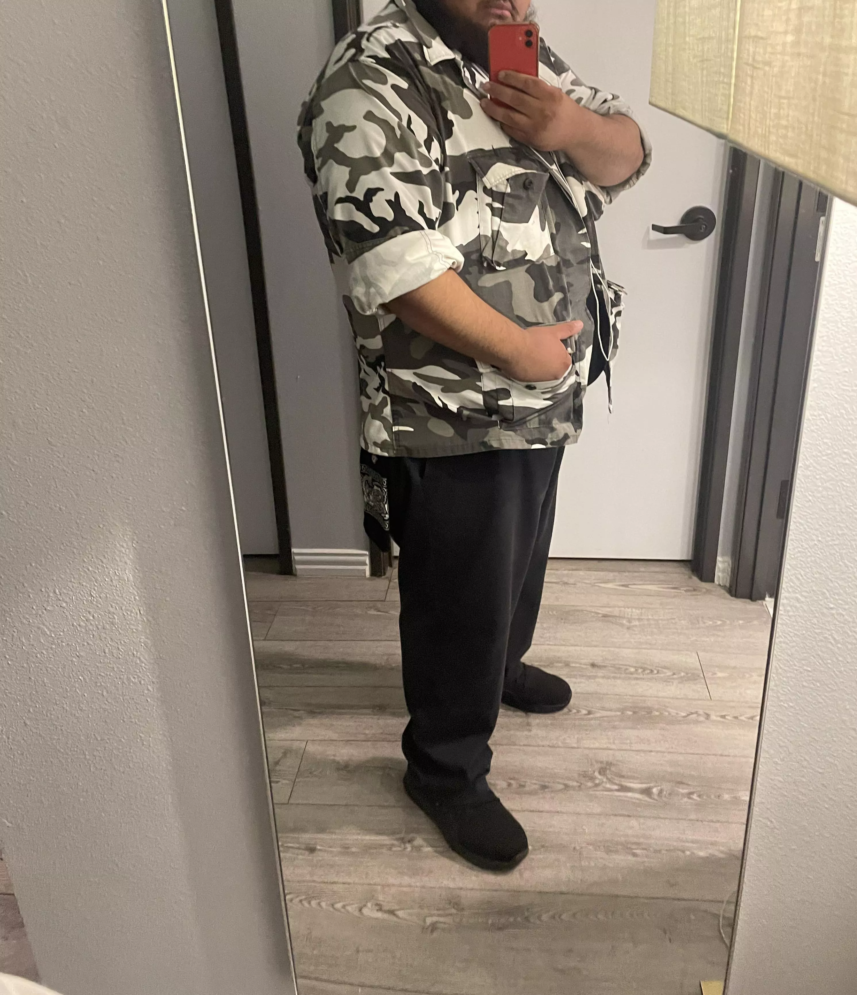 24M4F posted by Jeeperstxs