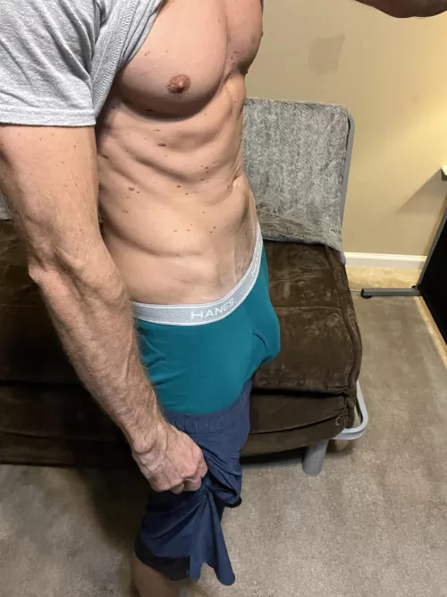 (29) wish I knew a nice guy who would suck me off rn by turb0farm