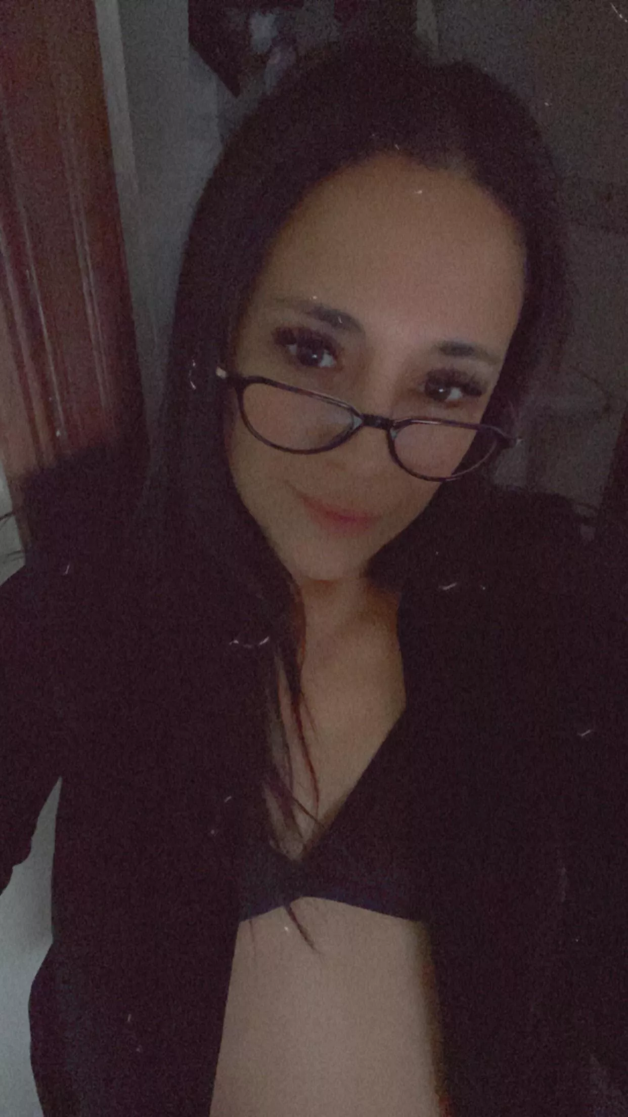 A 47 year old milf who wants to have fun! happy monday! posted by veroonic_a