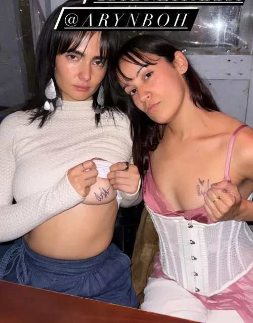 Aline Mayagoitia and Sydney Parra by earlydirt789