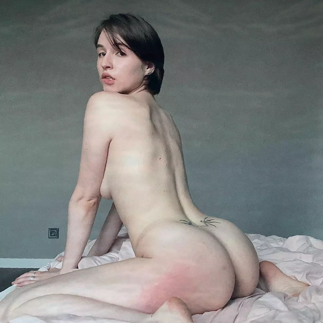 an ass you'll want to spank posted by clarissapolished