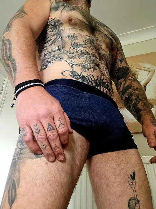 Are you ready to serve daddy ?? by theguynextdoorr33