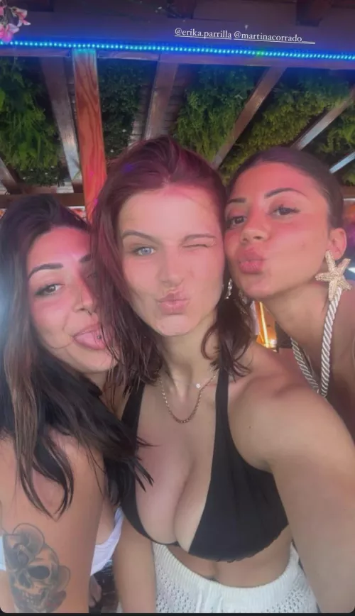 Check this girl out by CardiologistTotal576