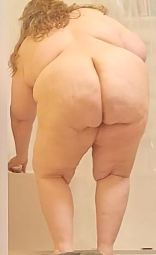 Curvy enough for ya by Significant_Way2889