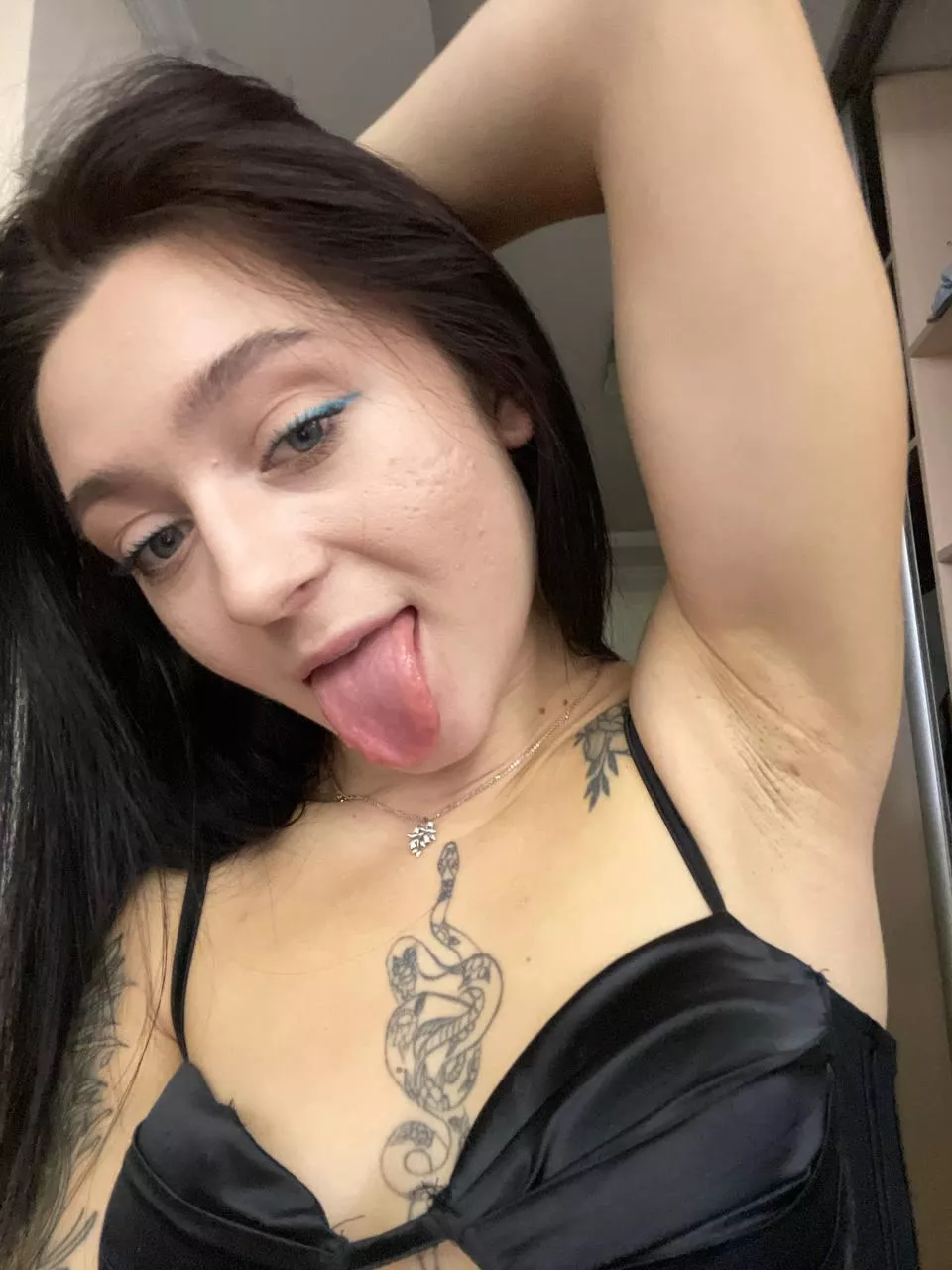 Cute face+sweet pits = wild fun  posted by HolySweets