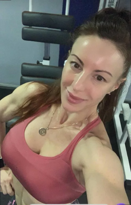 Fitness meets finesse, ain't I the finest? by Muffin_Gem