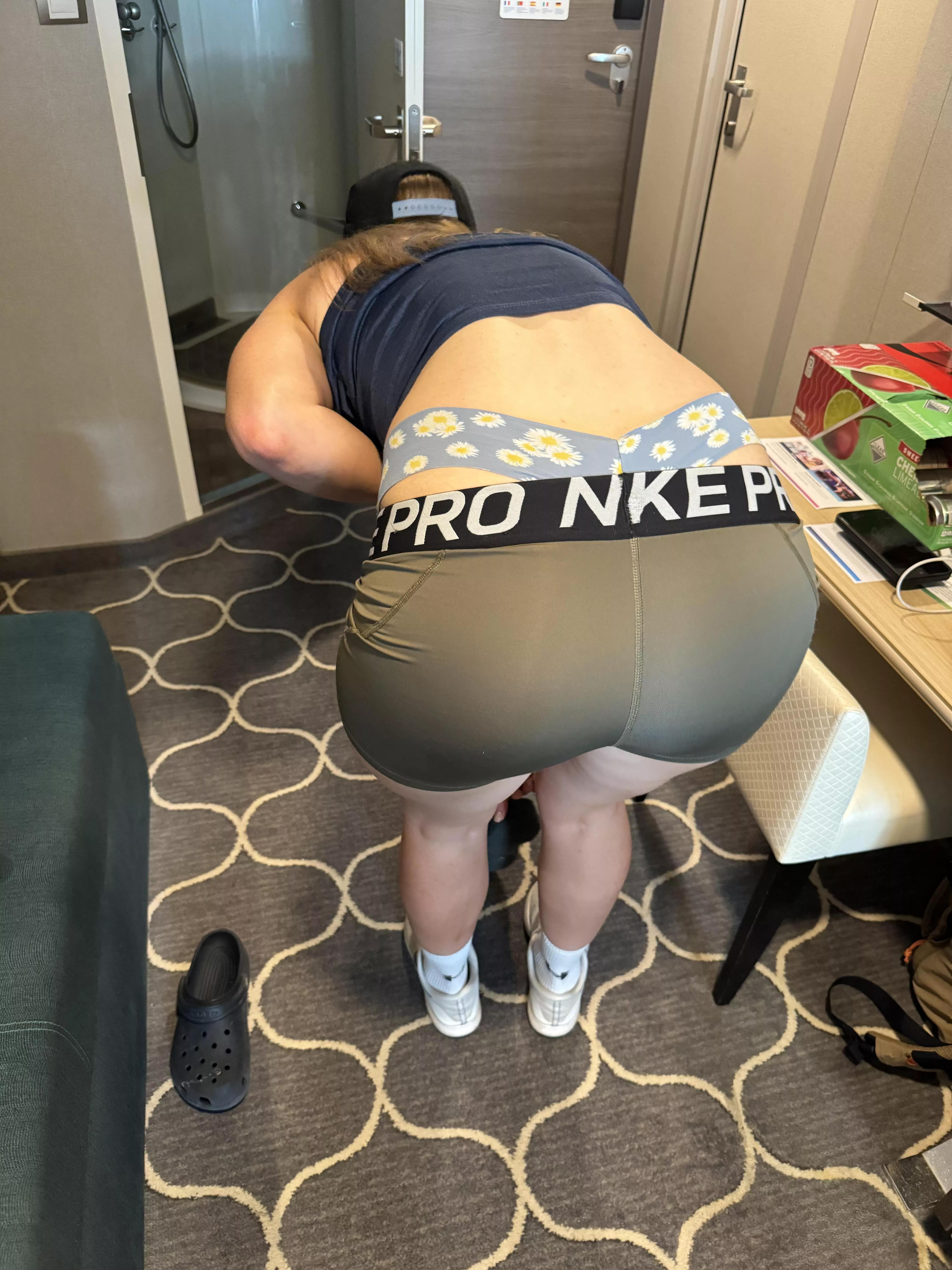 Getting bored in the room so I’ll make a few laps around the ship🫣😉 posted by nurserachelRN22