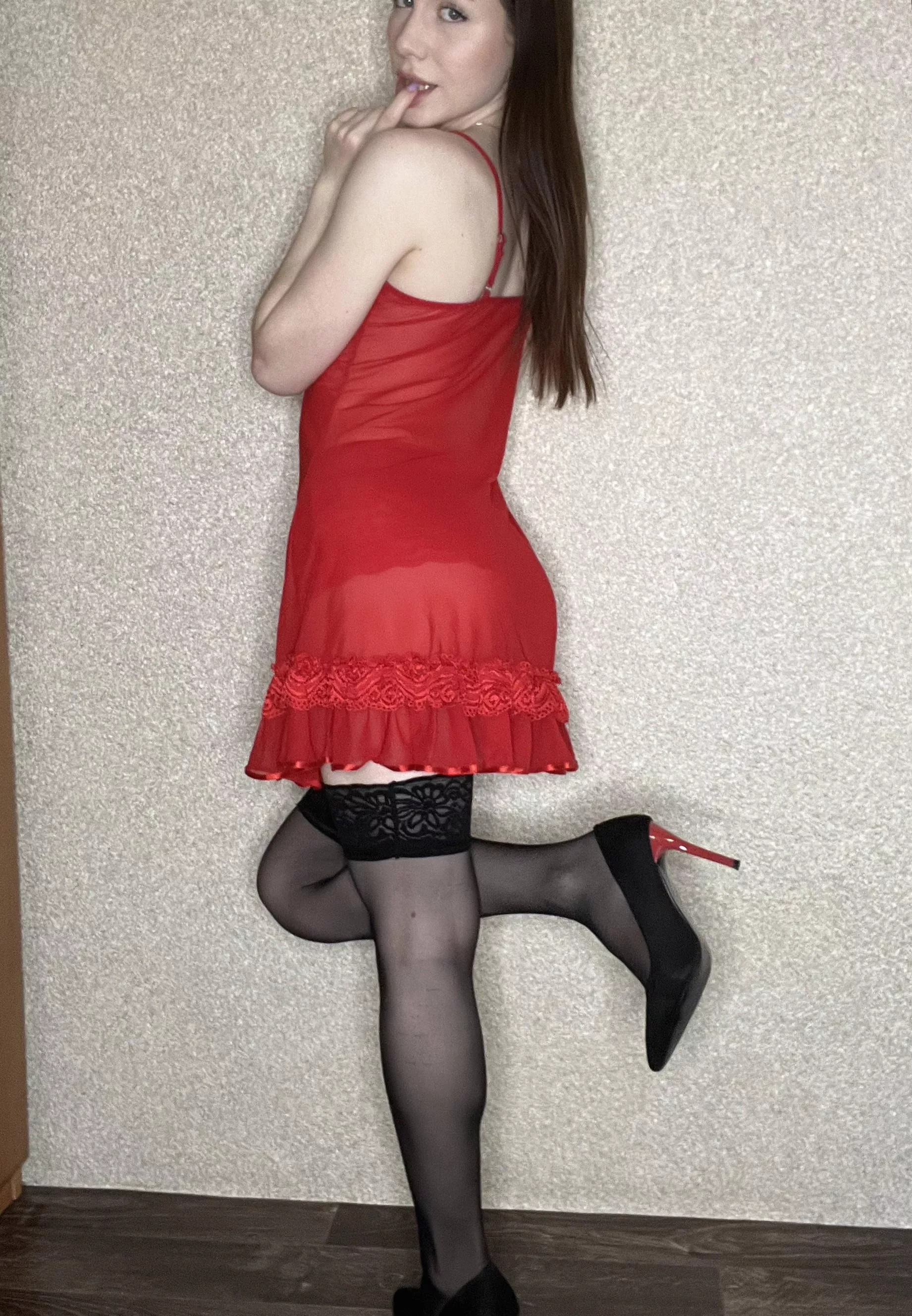 heels go perfectly with my stockings posted by LadyMelodyy
