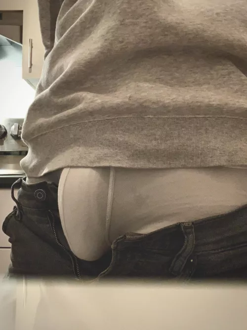 Hidden bulge by Jonsi86