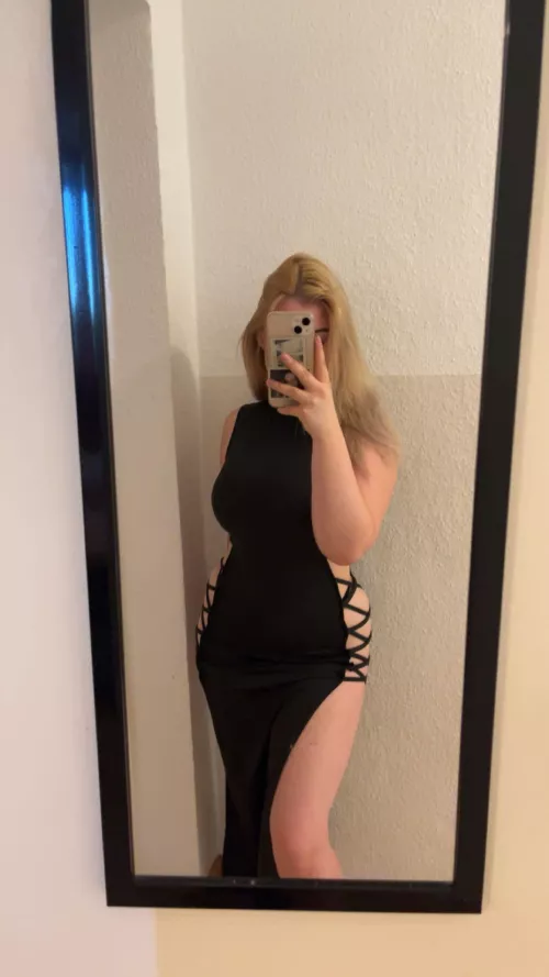 I don't even try to hide them  by DreamyDoll_4