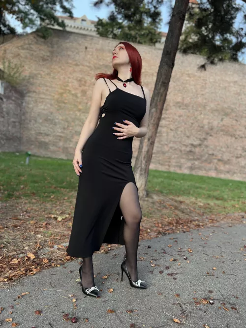 I love black pantyhose  by ichigo_emaa