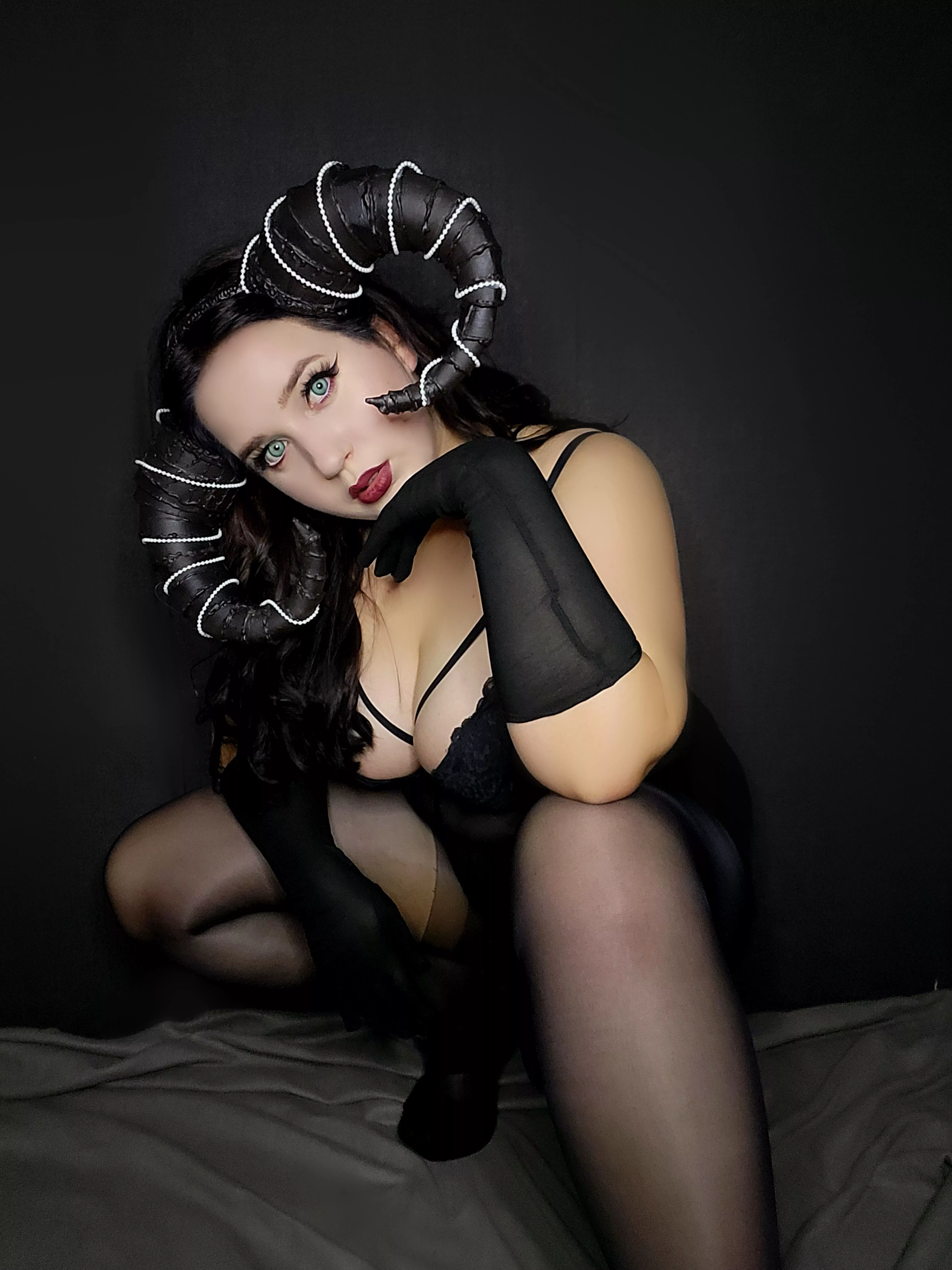 I read your dirty desires with my eyes)  posted by RinArinA77