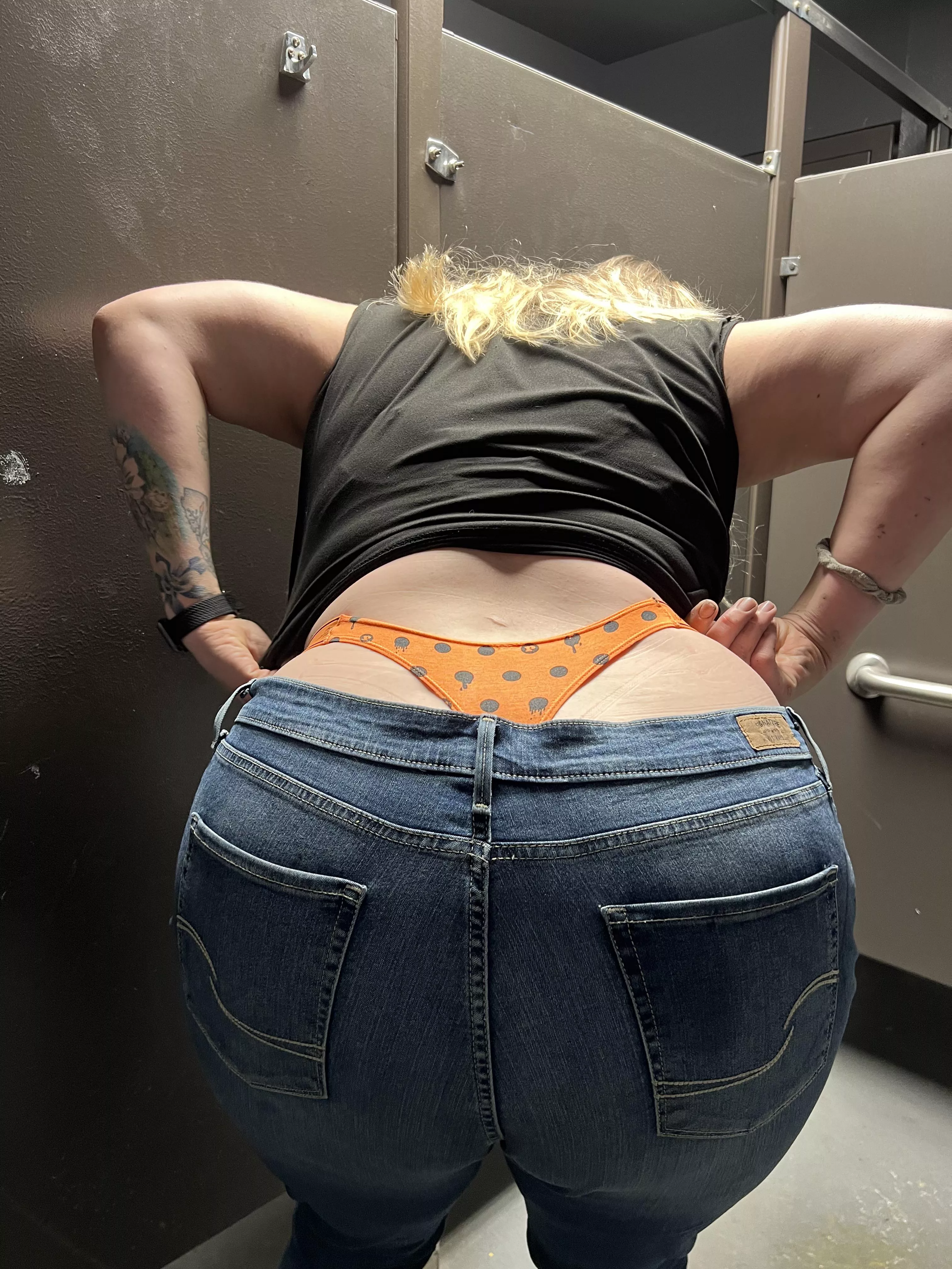 I used to try and hide this at work...not anymore 😈  posted by PLANTSN0TPE0PLE