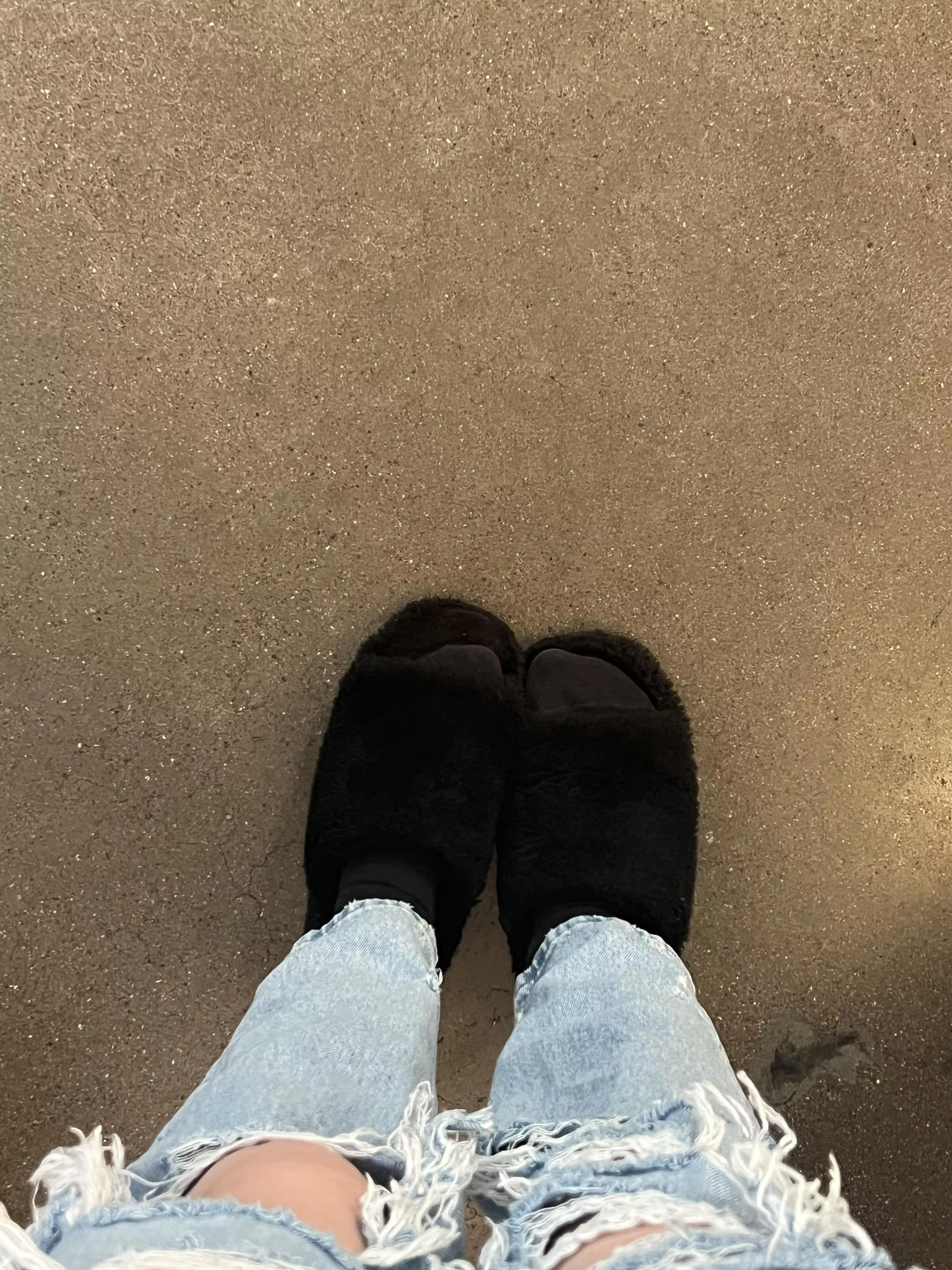 I want a new foot boy. Who will it be serving me next  posted by Goddessmaia202