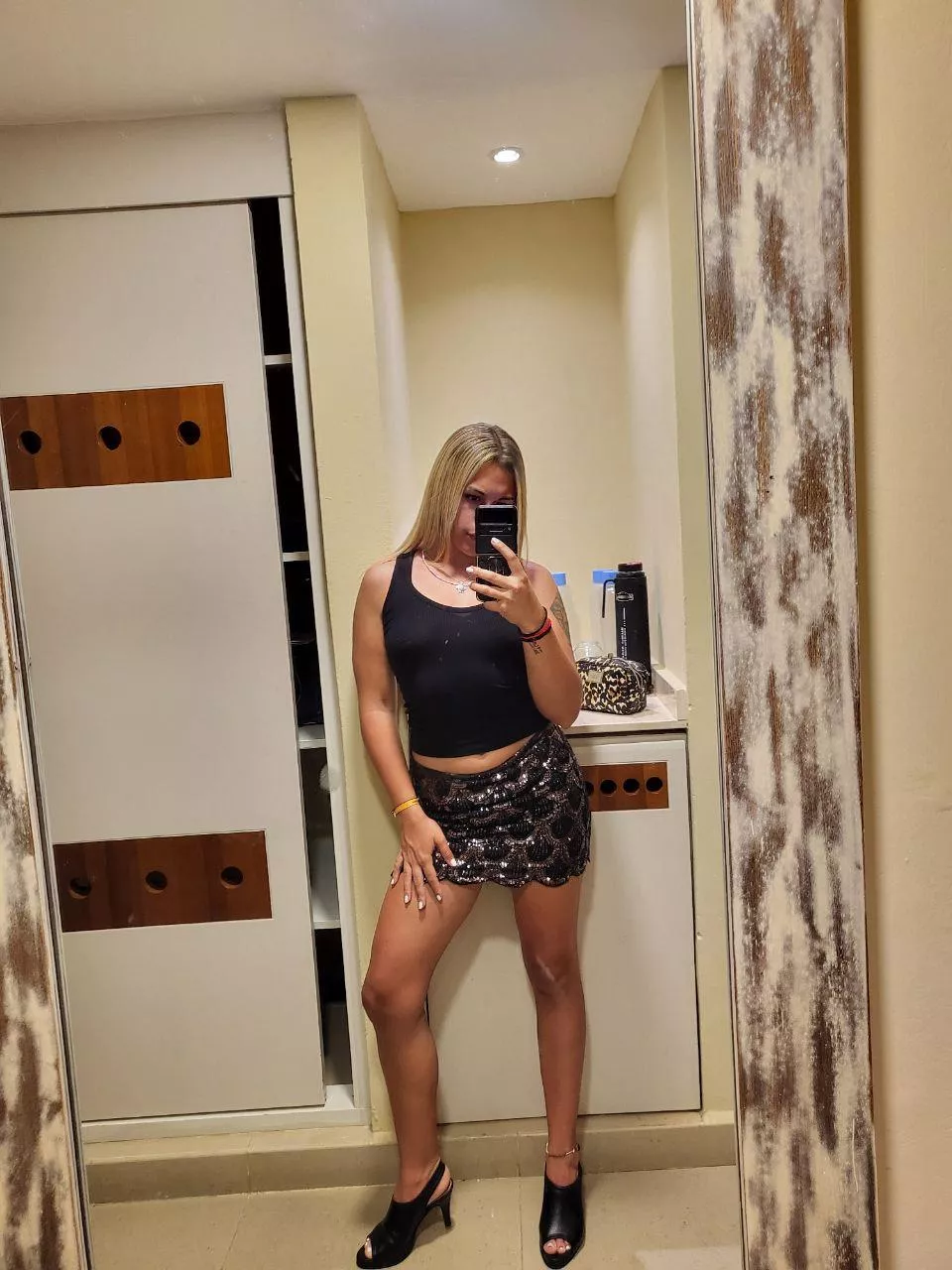 😏 If I cross what would happen...  posted by graciasuniverso