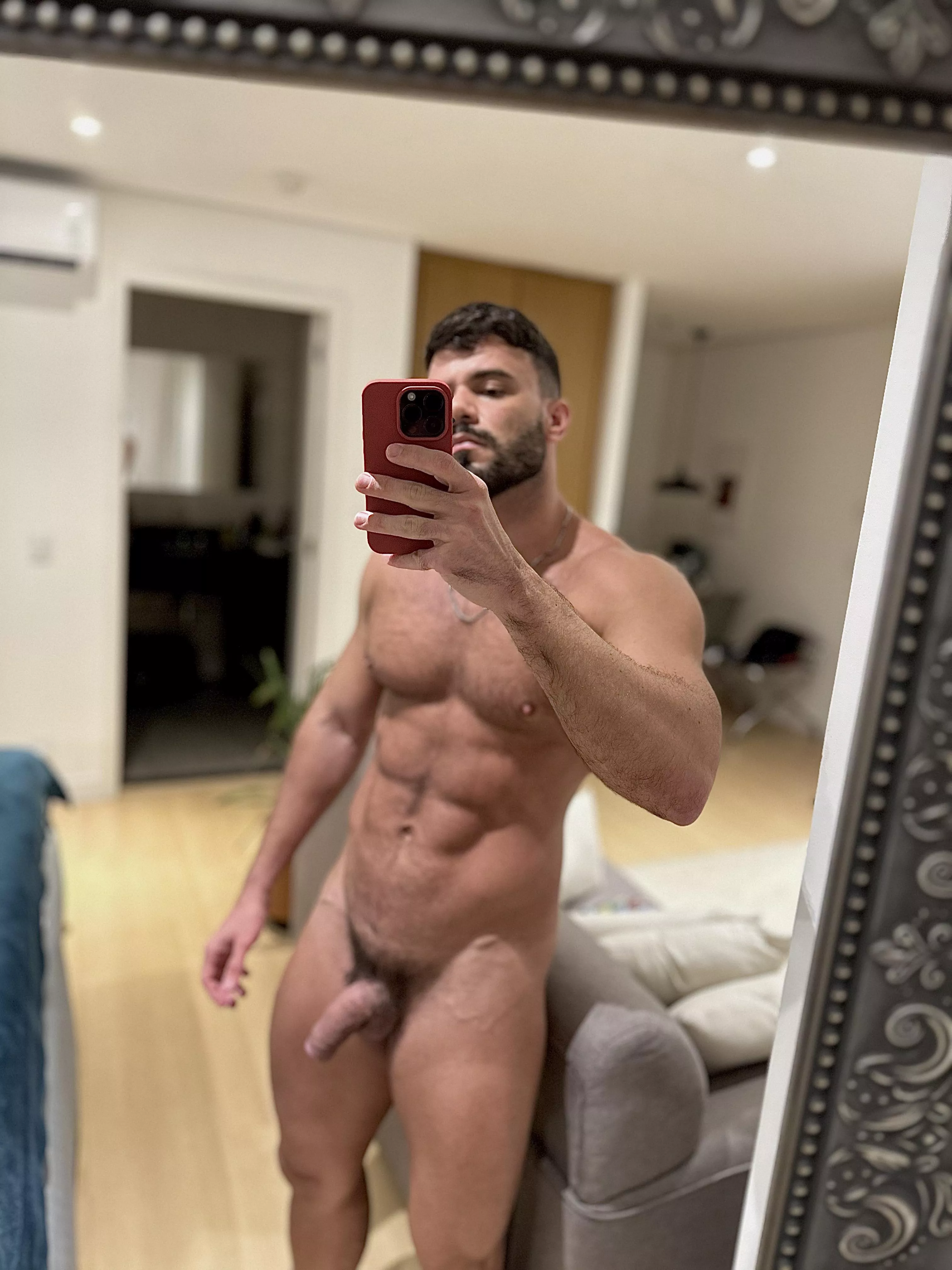 It’s six thirty o’clock and I can’t get enough  posted by italofassin