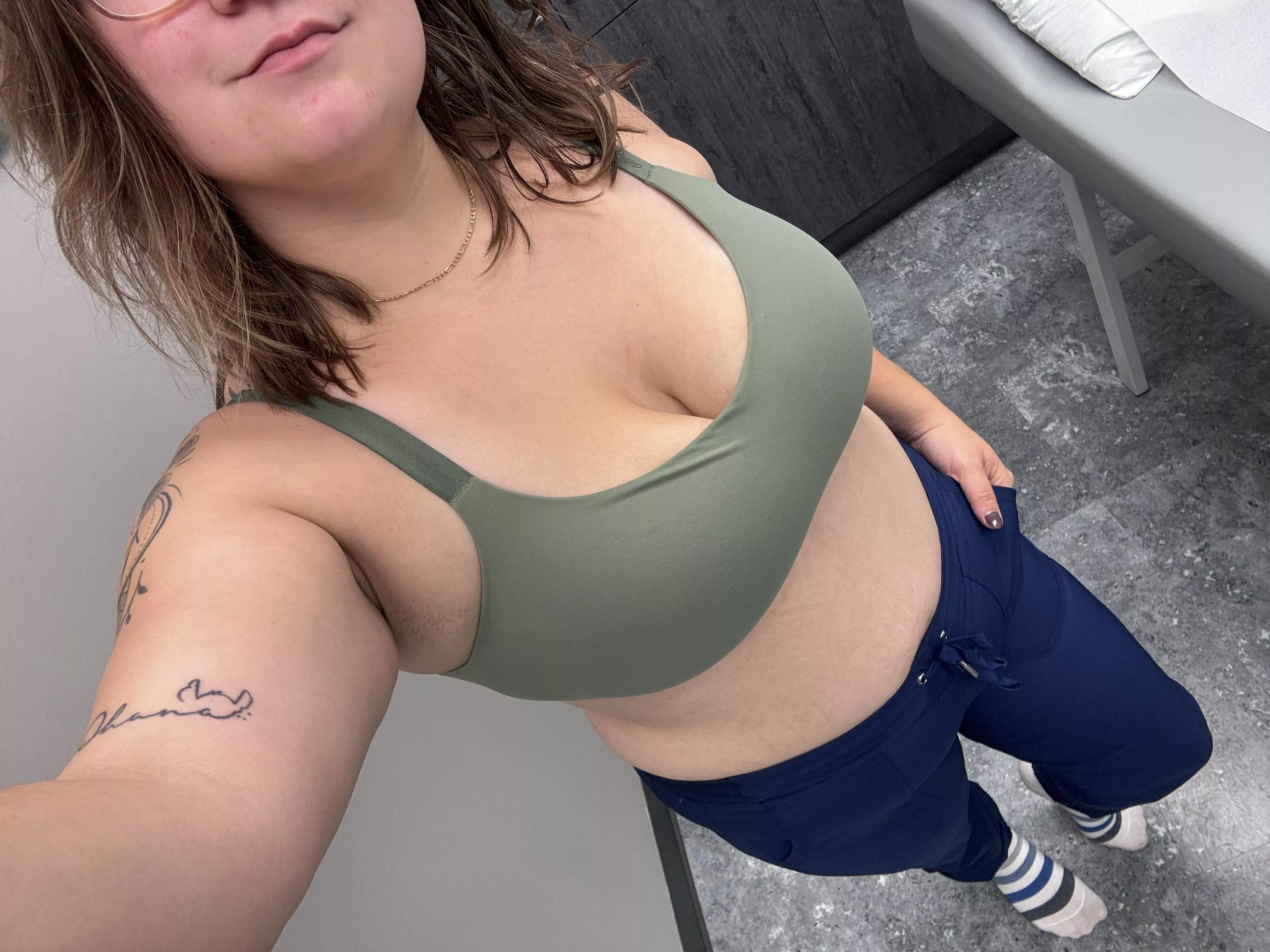 Just another day at work with a little smile  posted by dickandi