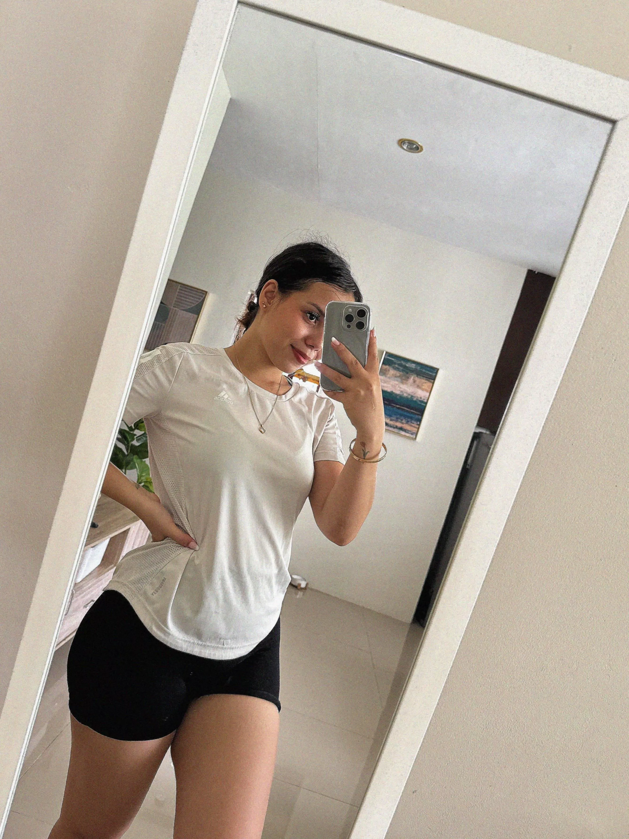 Just me and my reflection, care to take a closer look? f19 posted by razorbackbritt