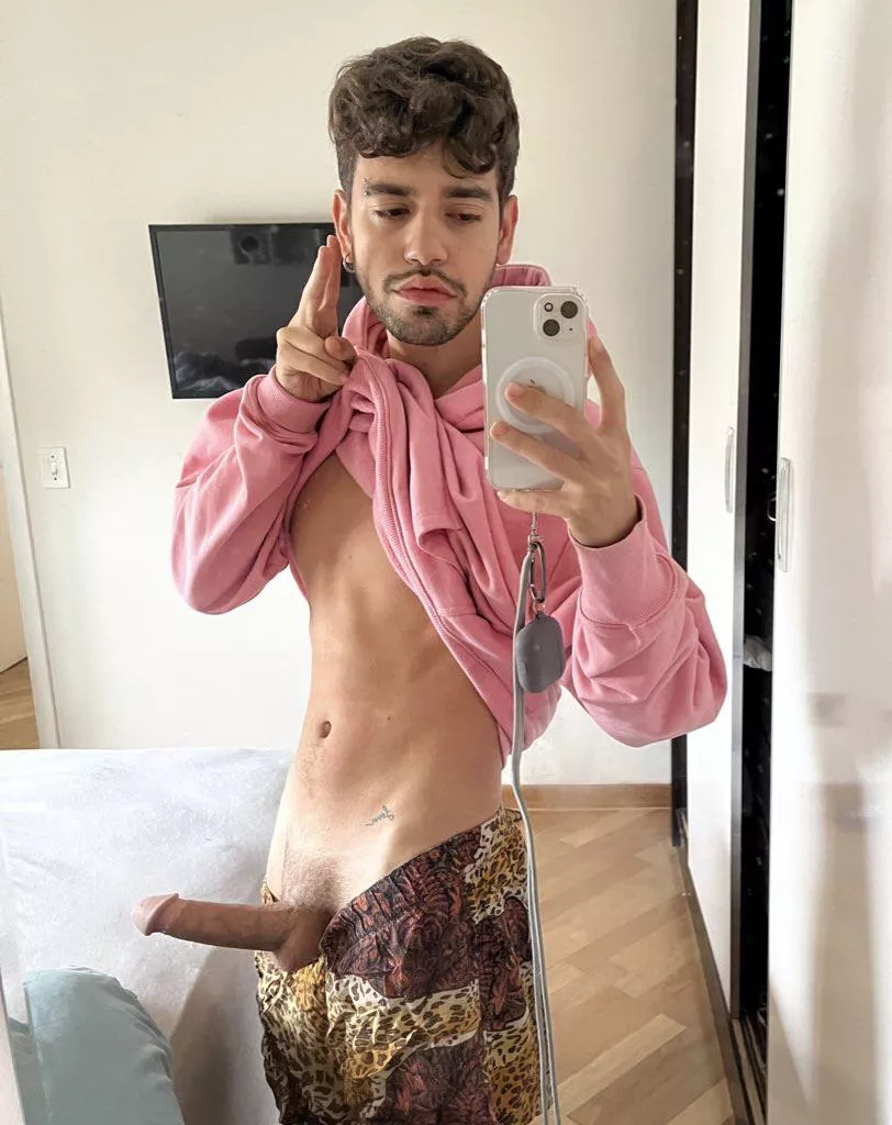 let me do what? ❤️‍🔥 posted by viniciusmoraesx