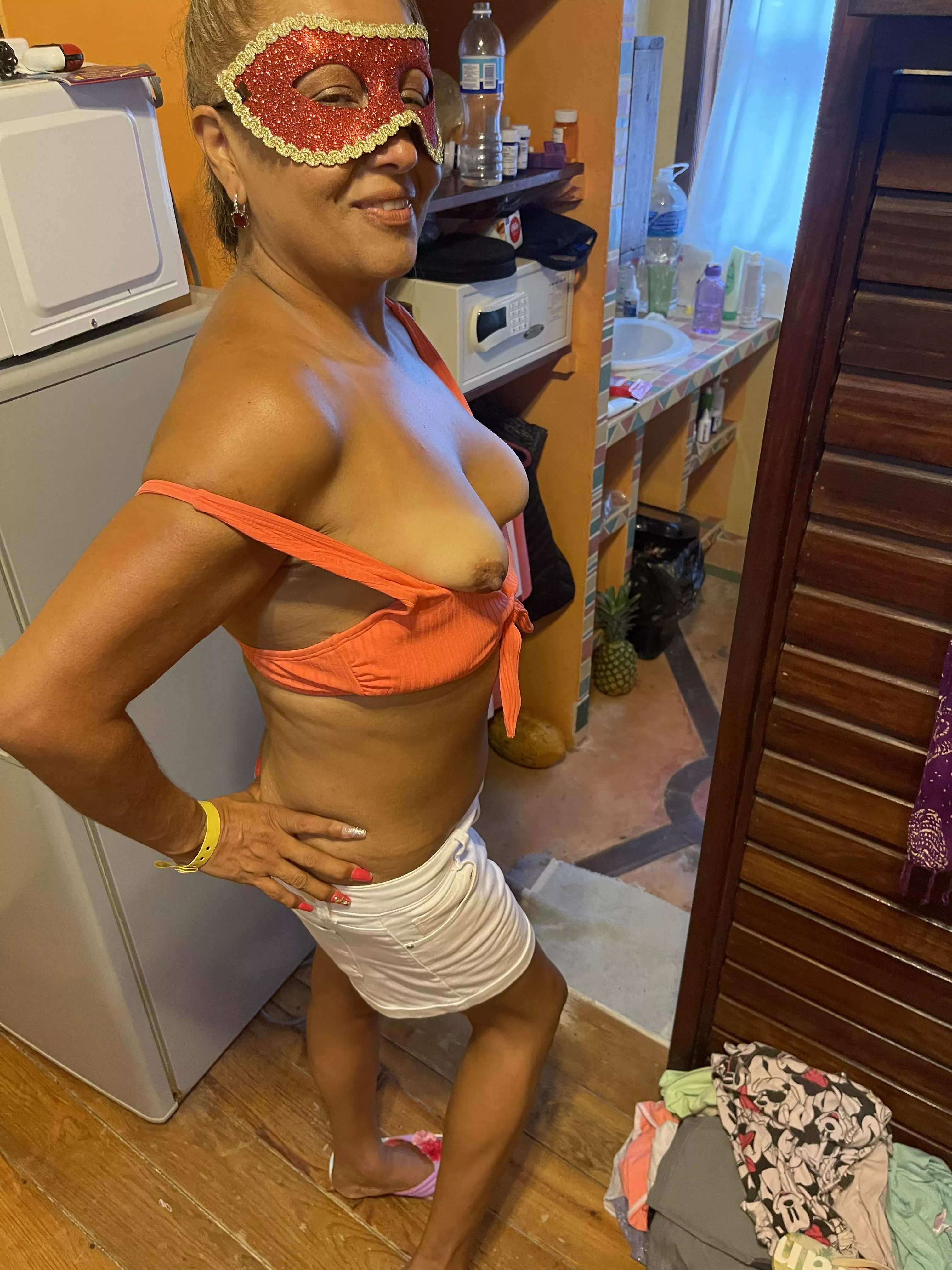 Me2 posted by bacpl405