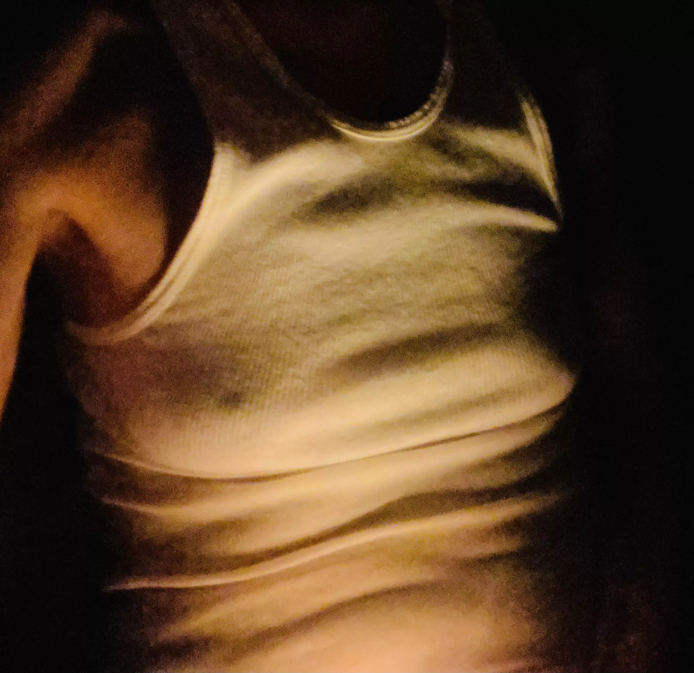 Peekaboo posted by kniveschang