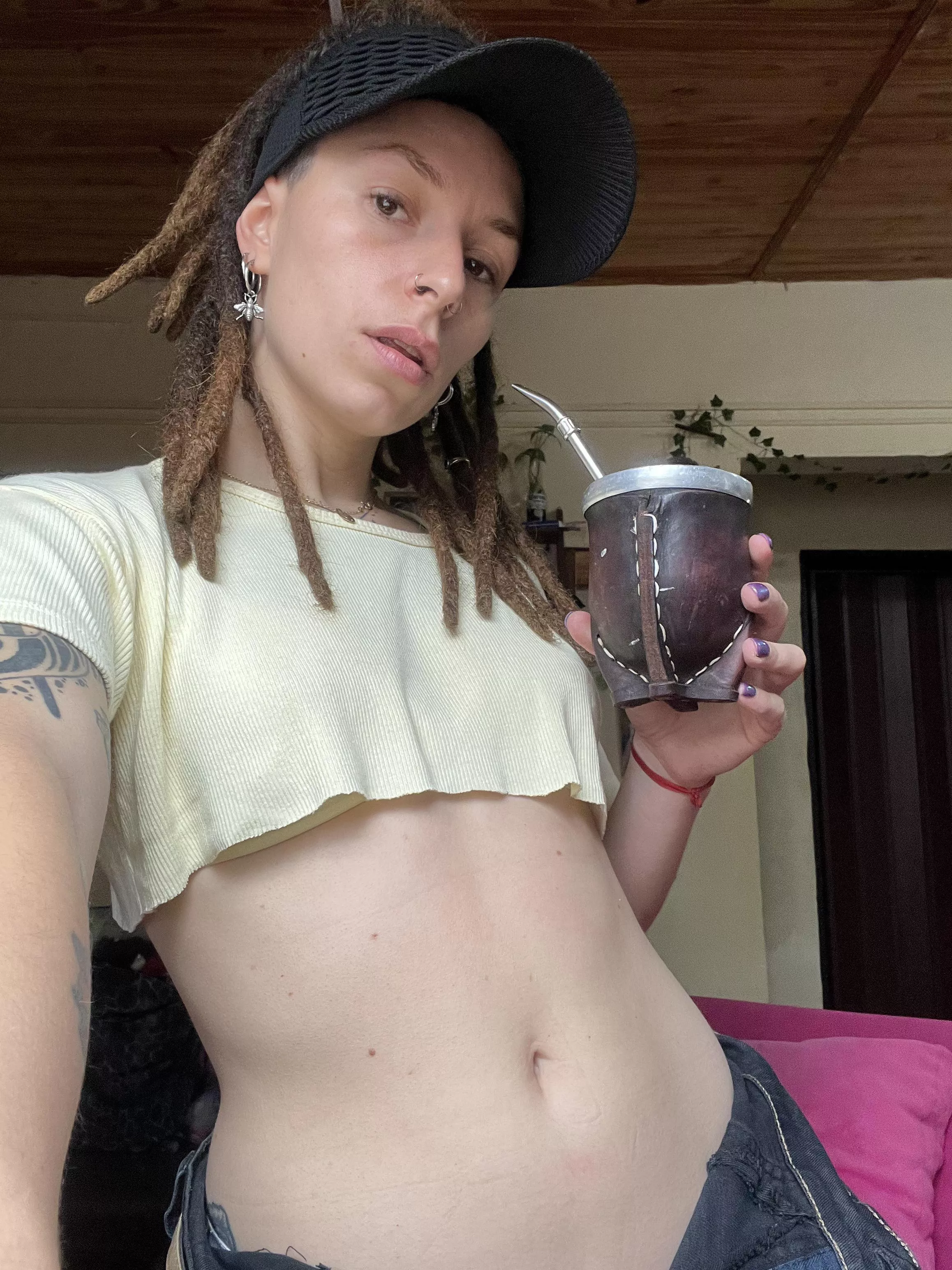Rate my belly from 1 to 10 posted by DreadGorgona