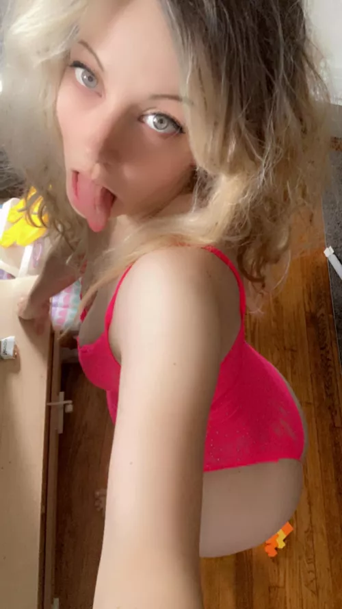 Where did all the real daddies go 😢sessions and weekly gfe  by Savannah4u90