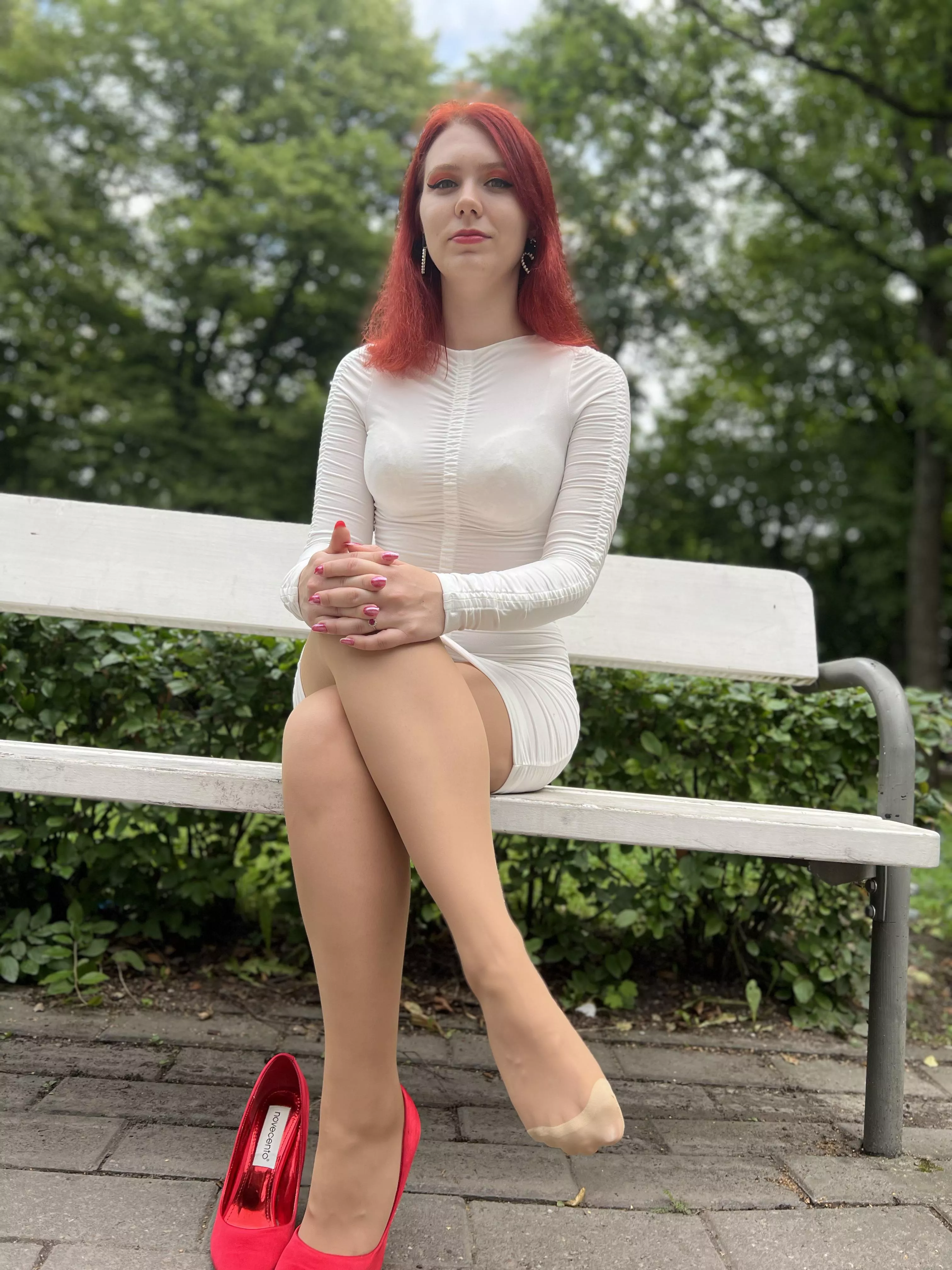 White dress and nude pantyhose  posted by ichigo_emaa