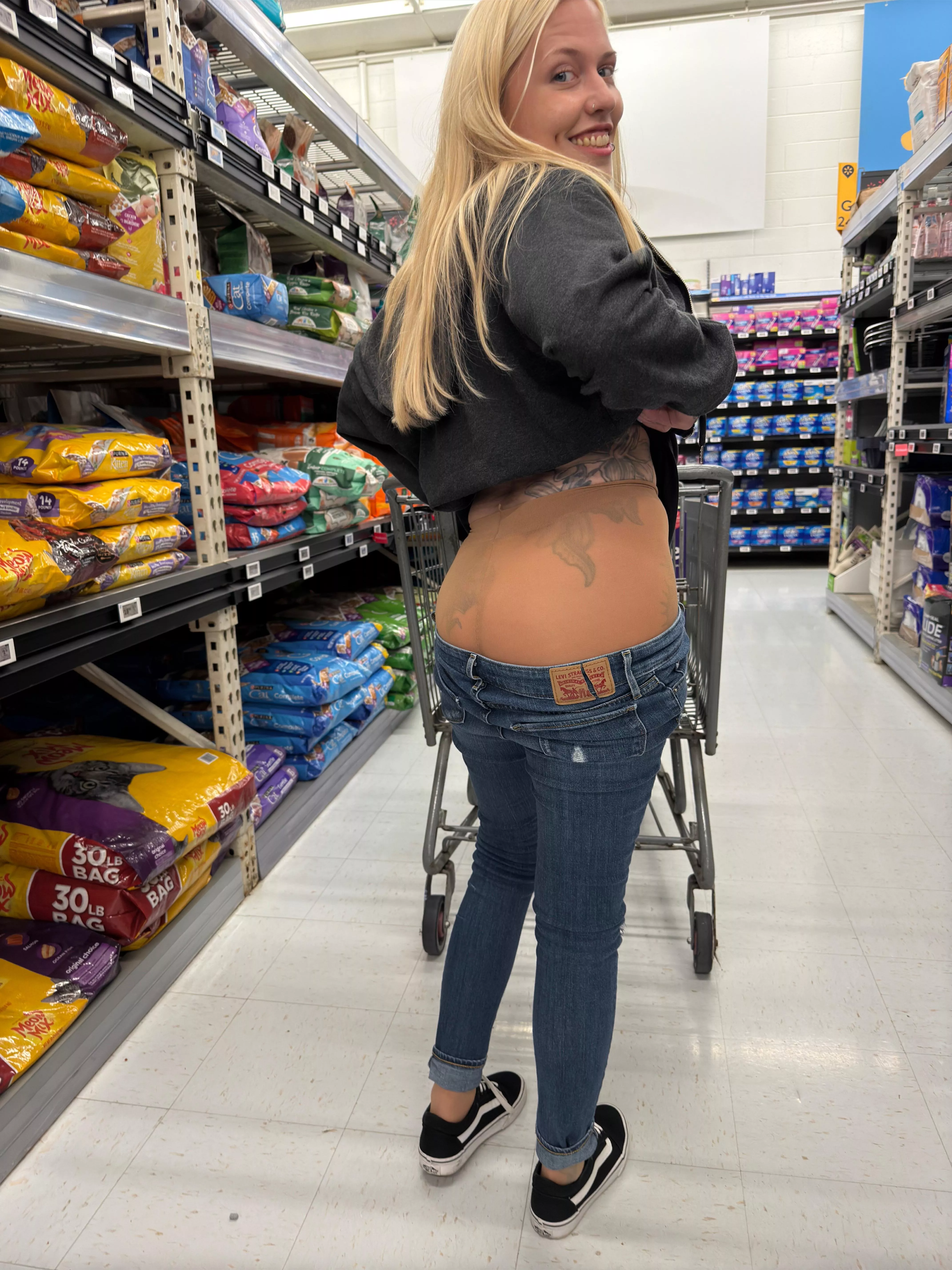 Wore pantyhose under jeans all day yesterday without panties.  posted by britneyblade